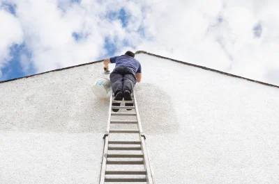 Peinture extérieure à Vialas — façades et ravalement